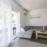 Vakantiehuis Beachfront Corluka Kaštela