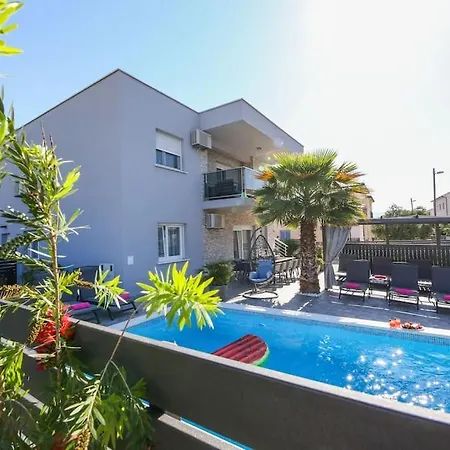 Hébergement de vacances Beachfront Corluka