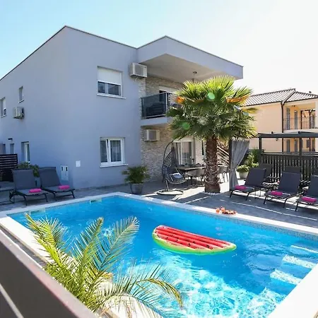 Hébergement de vacances Beachfront Corluka